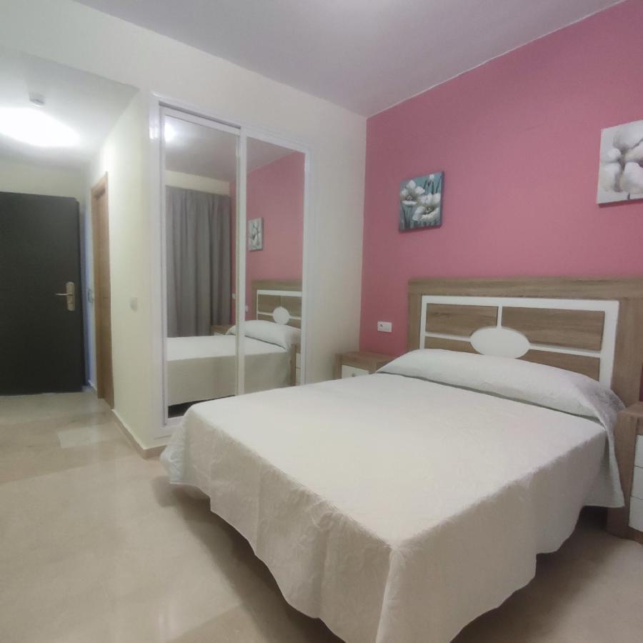 Hotel Nuevo Espartinas Εξωτερικό φωτογραφία