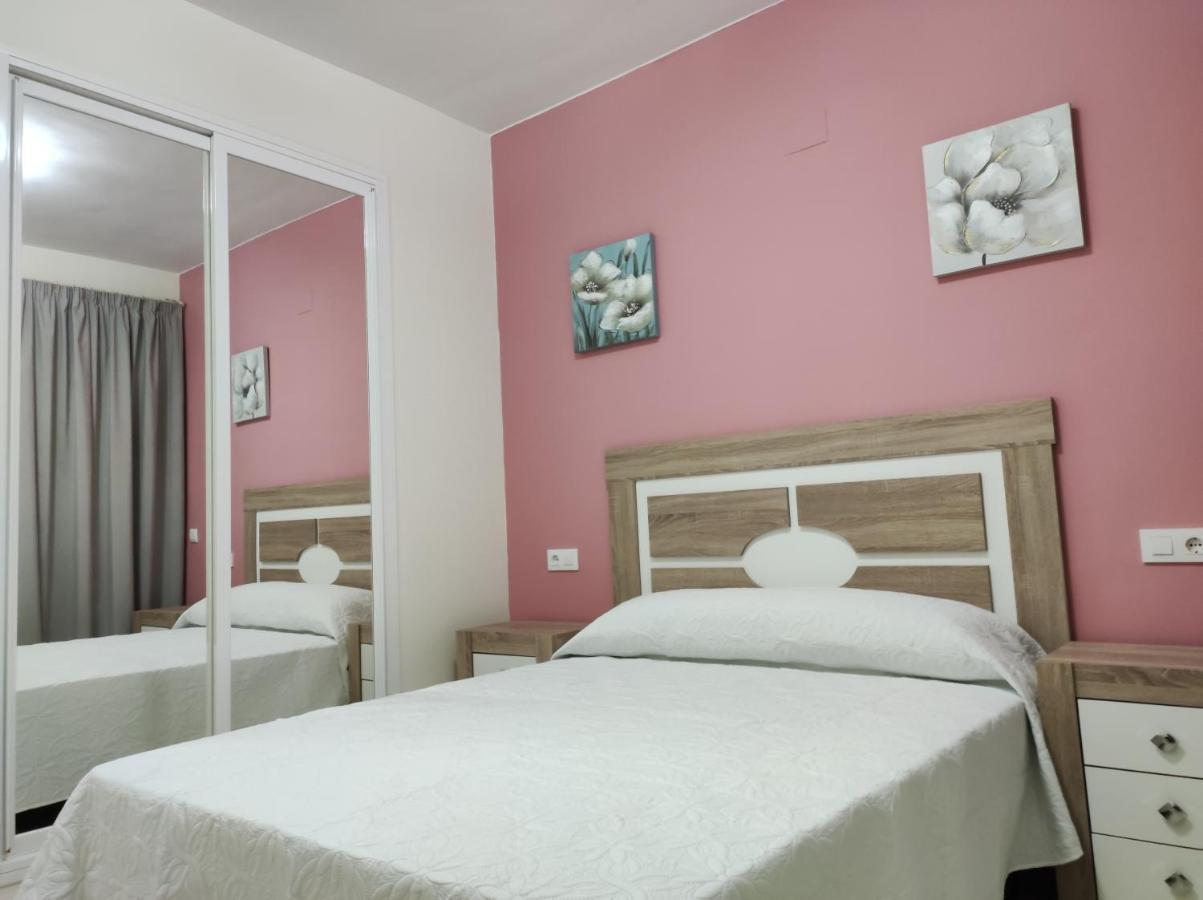Hotel Nuevo Espartinas Εξωτερικό φωτογραφία