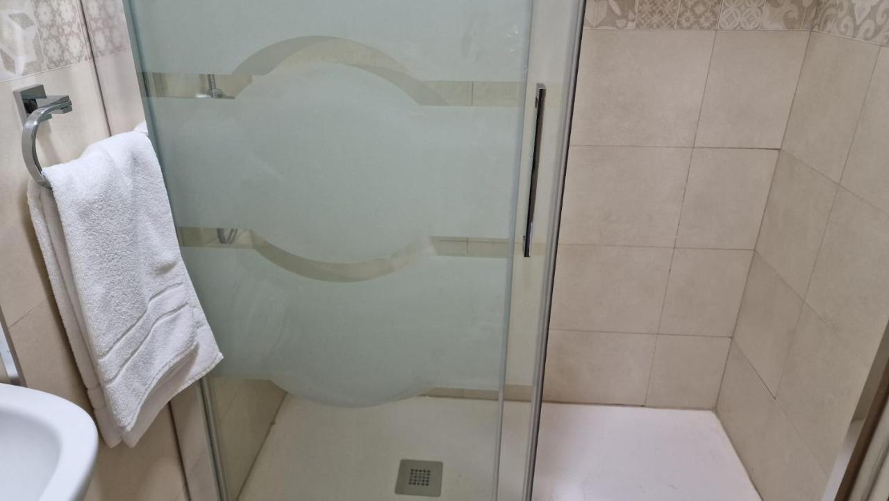 Hotel Nuevo Espartinas Εξωτερικό φωτογραφία