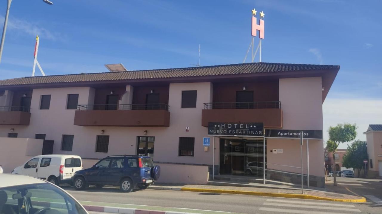 Hotel Nuevo Espartinas Εξωτερικό φωτογραφία