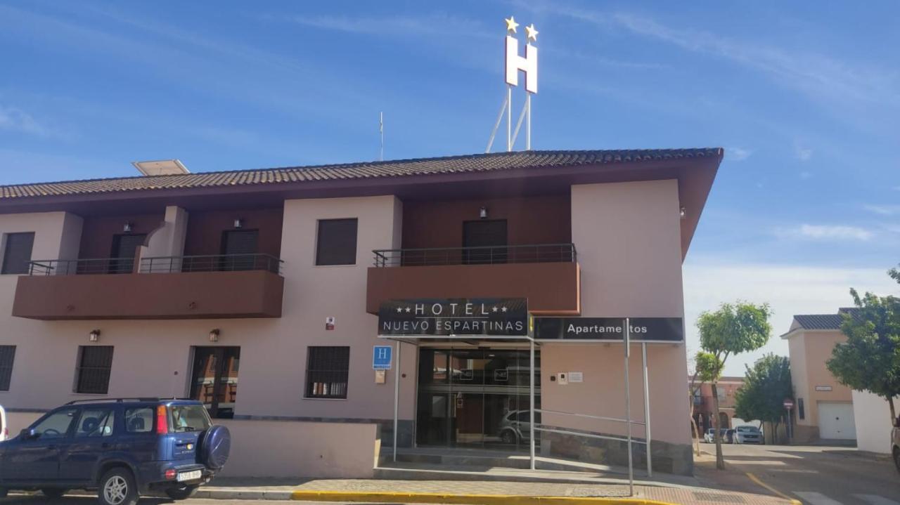 Hotel Nuevo Espartinas Εξωτερικό φωτογραφία