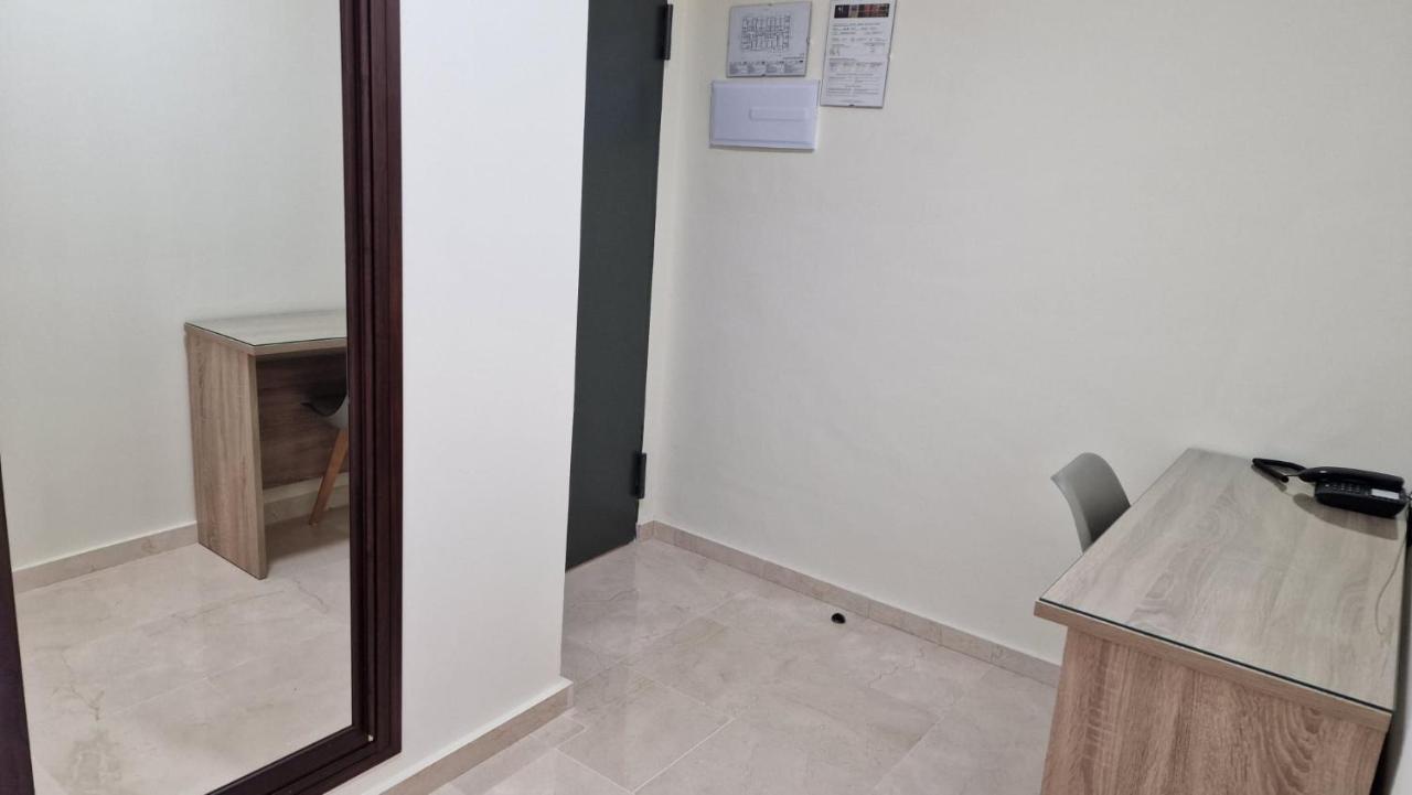 Hotel Nuevo Espartinas Εξωτερικό φωτογραφία